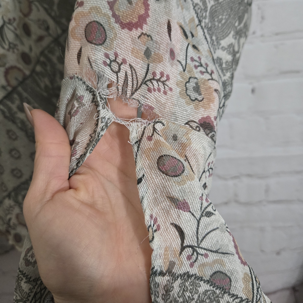 Studio C Gray Floral Patchwork Blouse - image 9